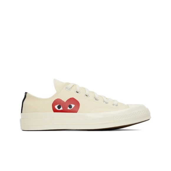 COMME DES GARÇONS PLAY
Off-White Converse Edition Chuck 70 Low Top
Sneakers - Picture 3 of 8